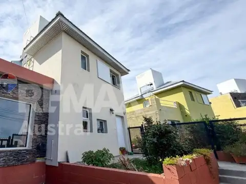 Casa 2 dormitorios y quincho zona norte km4