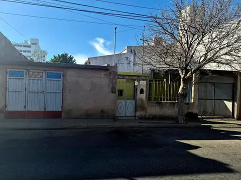 Importante casa a refaccionar en san luis capital
