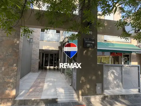 Venta monoambiente con cochera zona paseo güemes