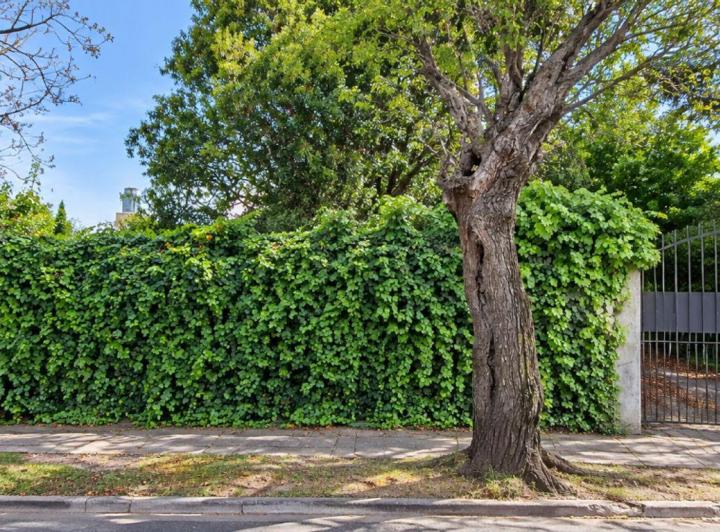 Terreno · 739m²