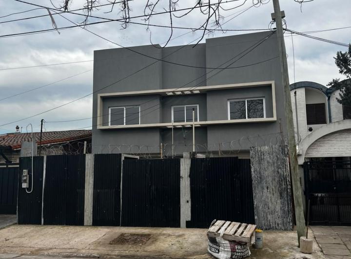 PH · 120m² · 4 Ambientes · 1 Cochera