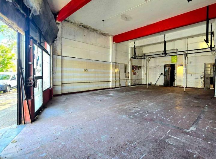 Local comercial · 190m²