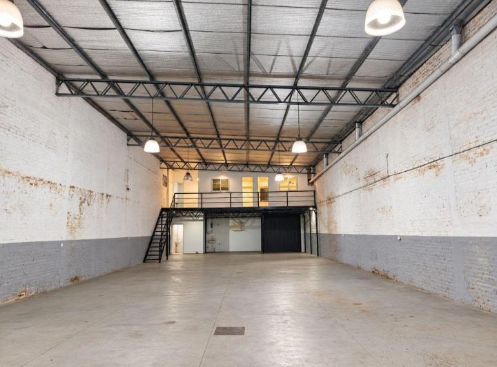 Bodega-Galpón · 370m² · 1 Ambiente