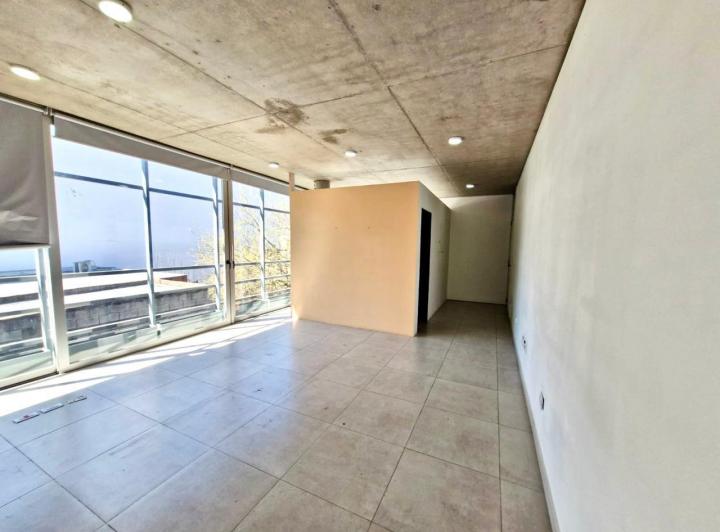 Oficina comercial · 50m² · 2 Ambientes · 1 Cochera