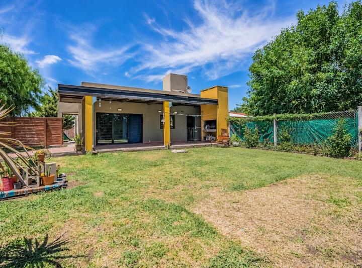 Casa · 111m² · 3 Ambientes · 1 Cochera