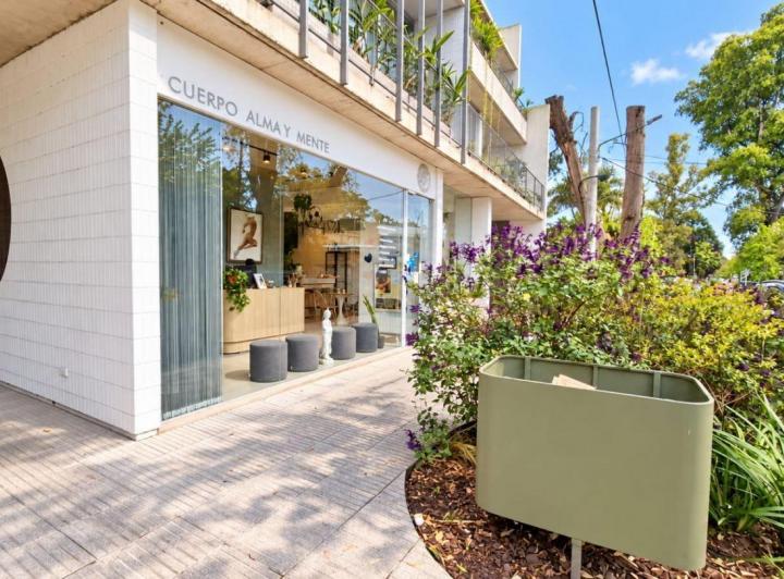 Local comercial · 140m²