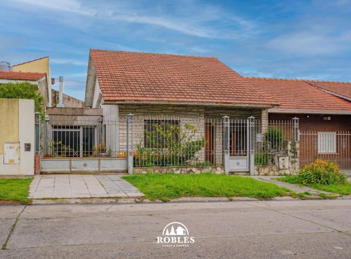 Casa · 141m² · 4 Ambientes