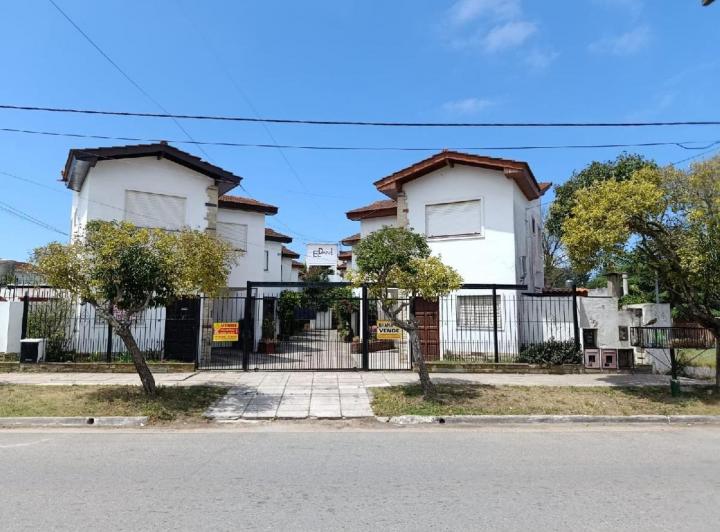 Departamento · 70m² · 3 Ambientes · 1 Cochera