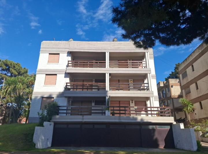 Departamento · 50m² · 3 Ambientes · 1 Cochera