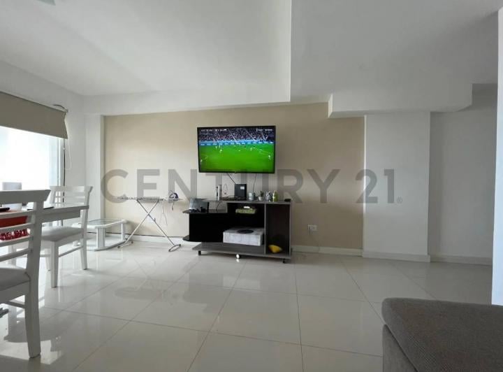 Departamento · 70m² · 2 Ambientes · 1 Cochera