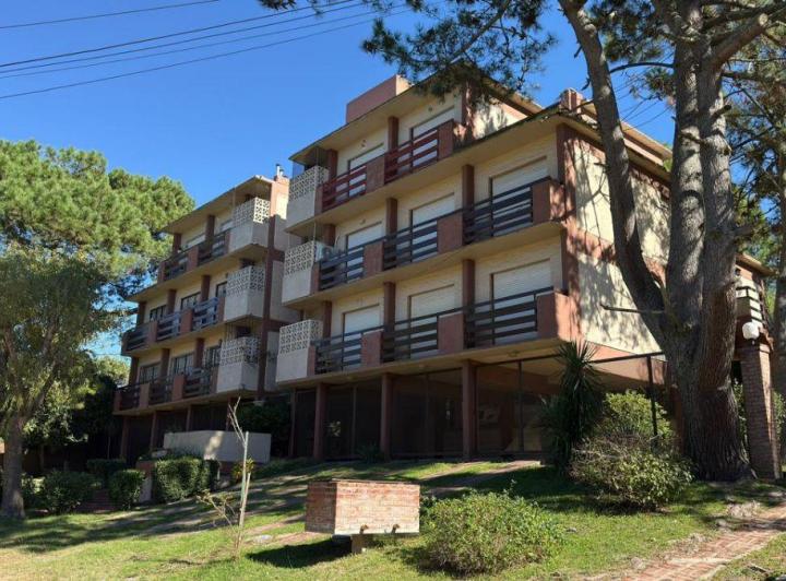 Departamento · 45m² · 2 Ambientes · 1 Cochera