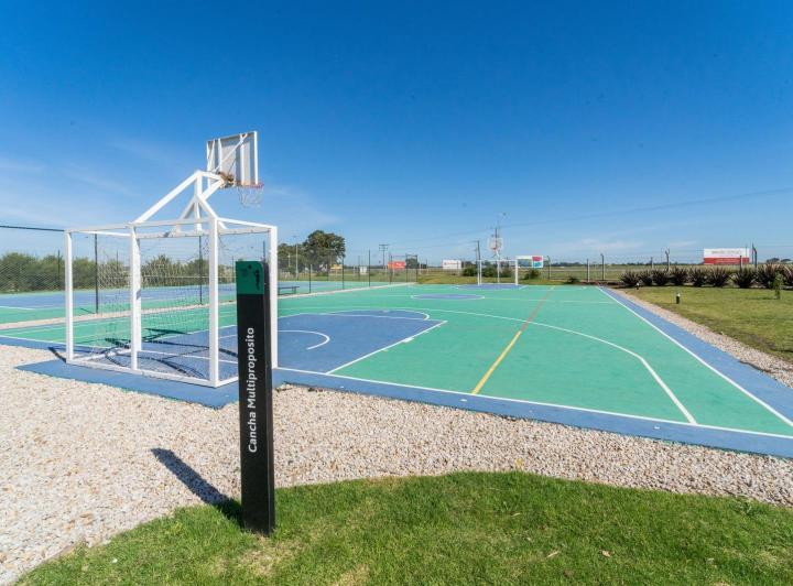 Terreno · 678m²