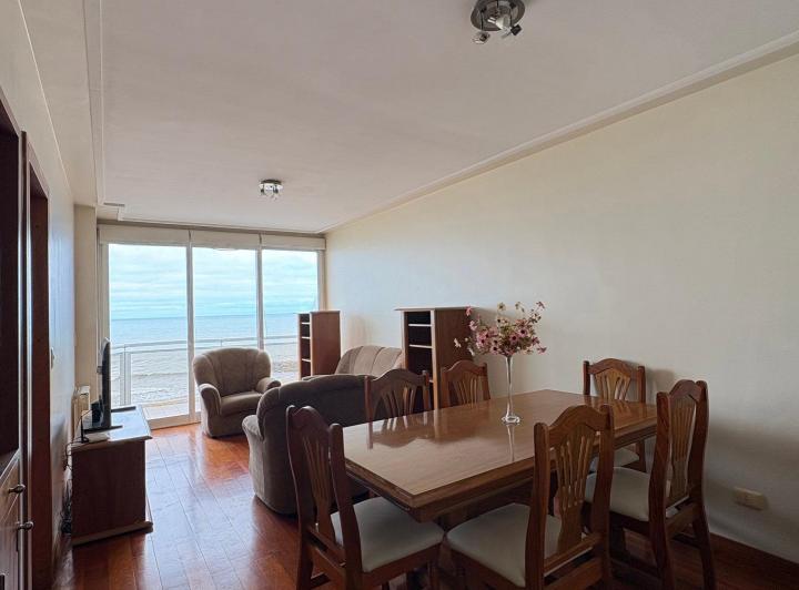 Departamento · 60m² · 2 Ambientes · 1 Cochera
