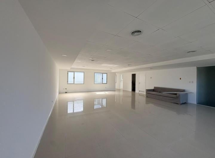 Oficina comercial · 168m²
