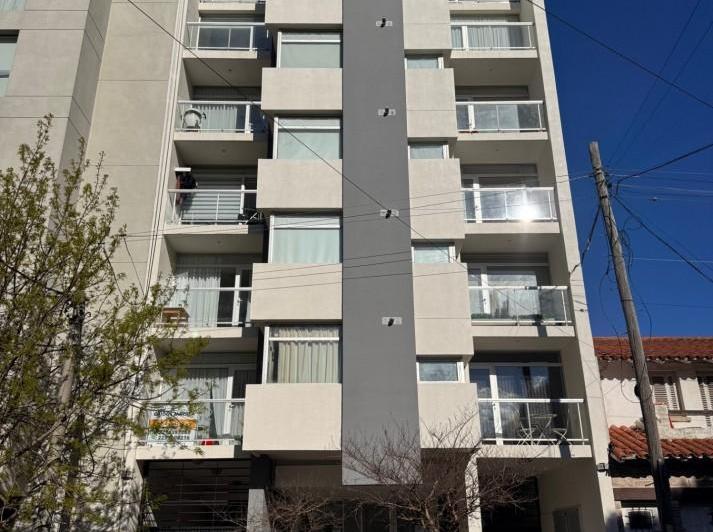 Departamento · 52m² · 2 Ambientes · 1 Cochera