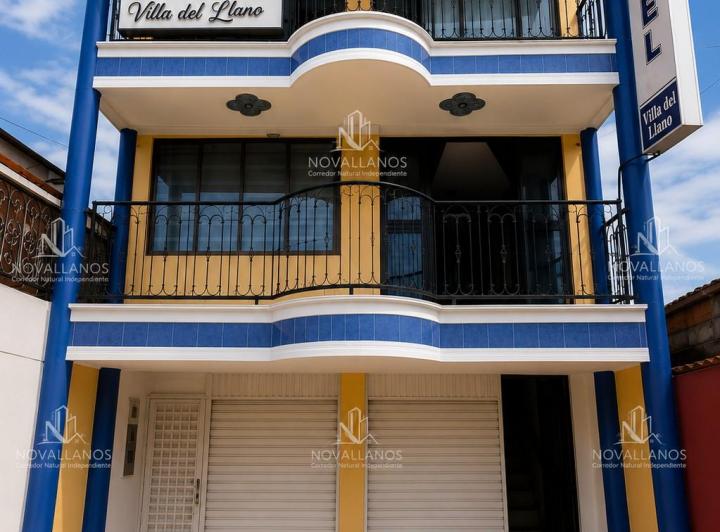 Hotel · 360m² · 31 Dormitorios · 2 Cocheras