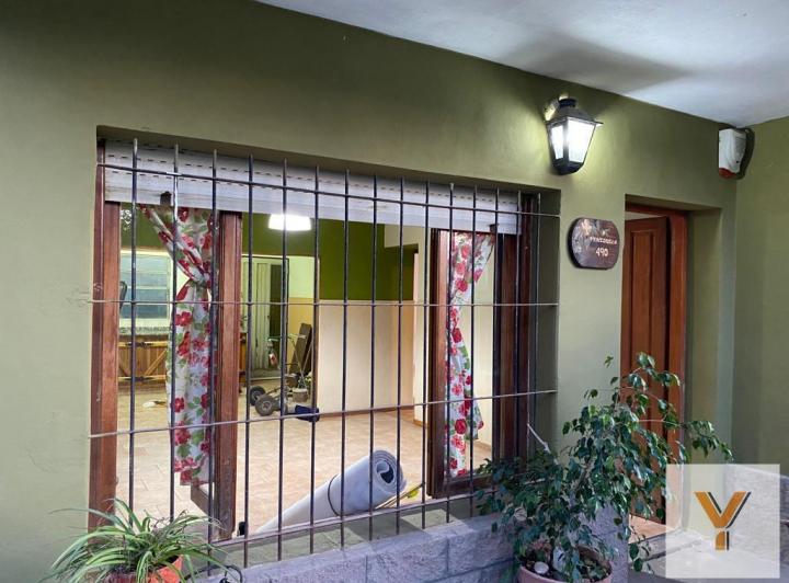 Casa · 85m² · 4 Ambientes · 1 Cochera