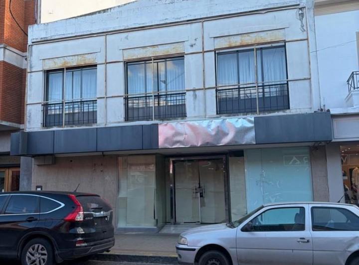 Local comercial · 800m²