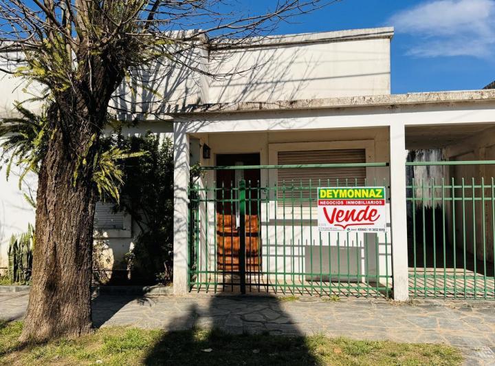 Casa · 200m² · 5 Ambientes · 1 Cochera