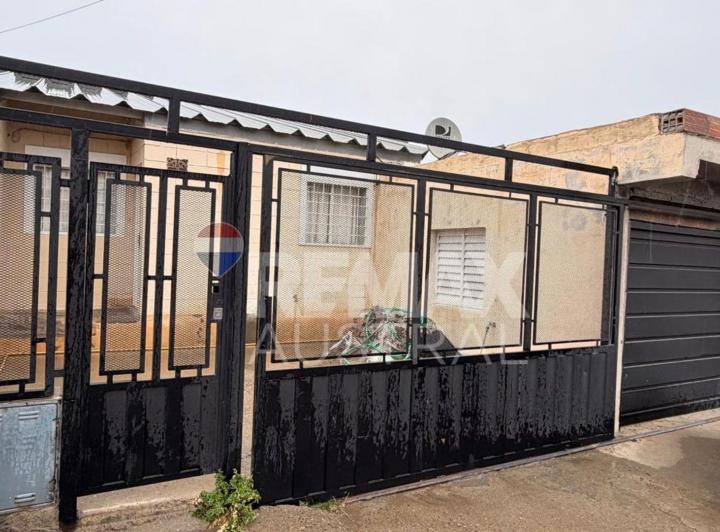 Casa · 84m² · 4 Ambientes · 1 Cochera