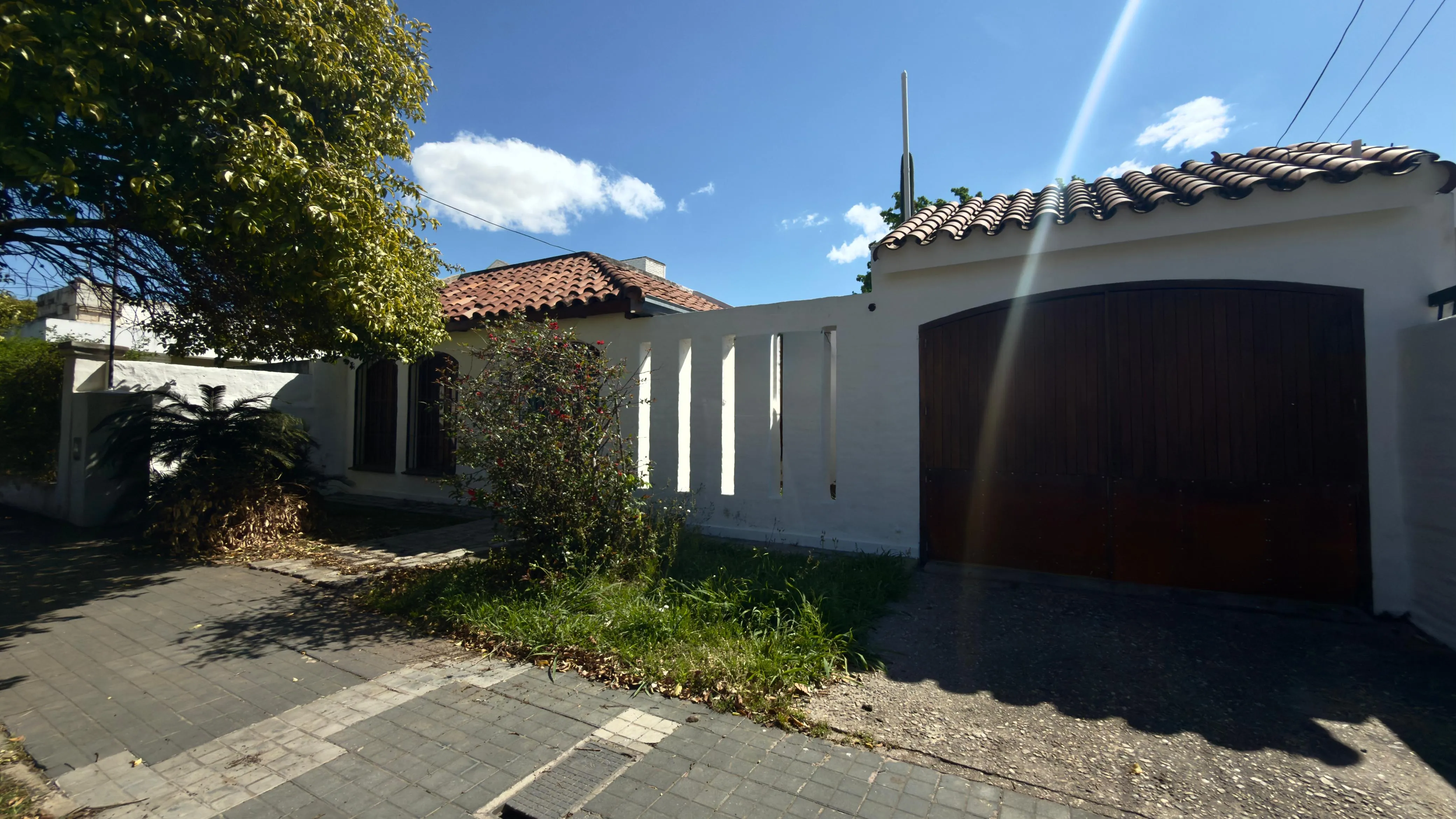 Casa en VENTA en Alto Verde - 4 Dorm. - Lote de 500 m²