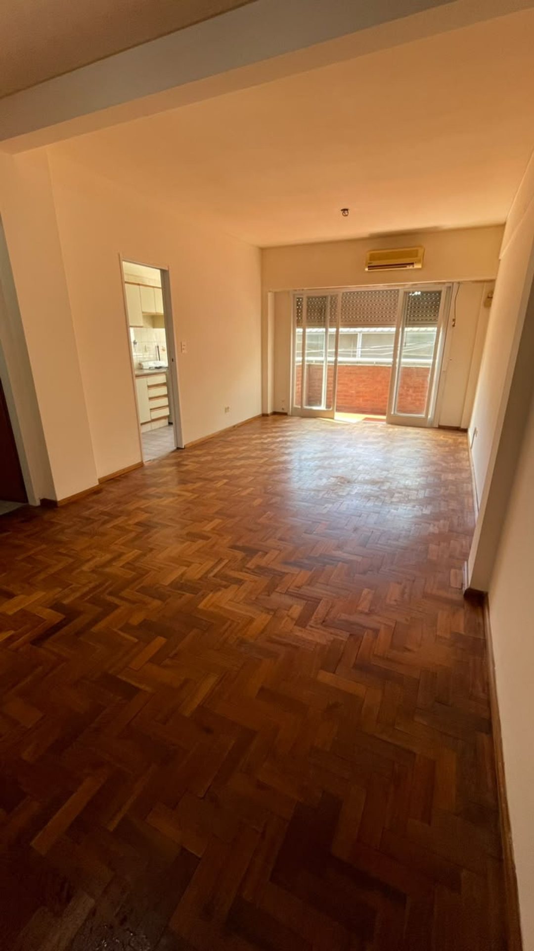 VENTA MONOAMBIENTE C/ BALCON EN CABALLITO NORTE