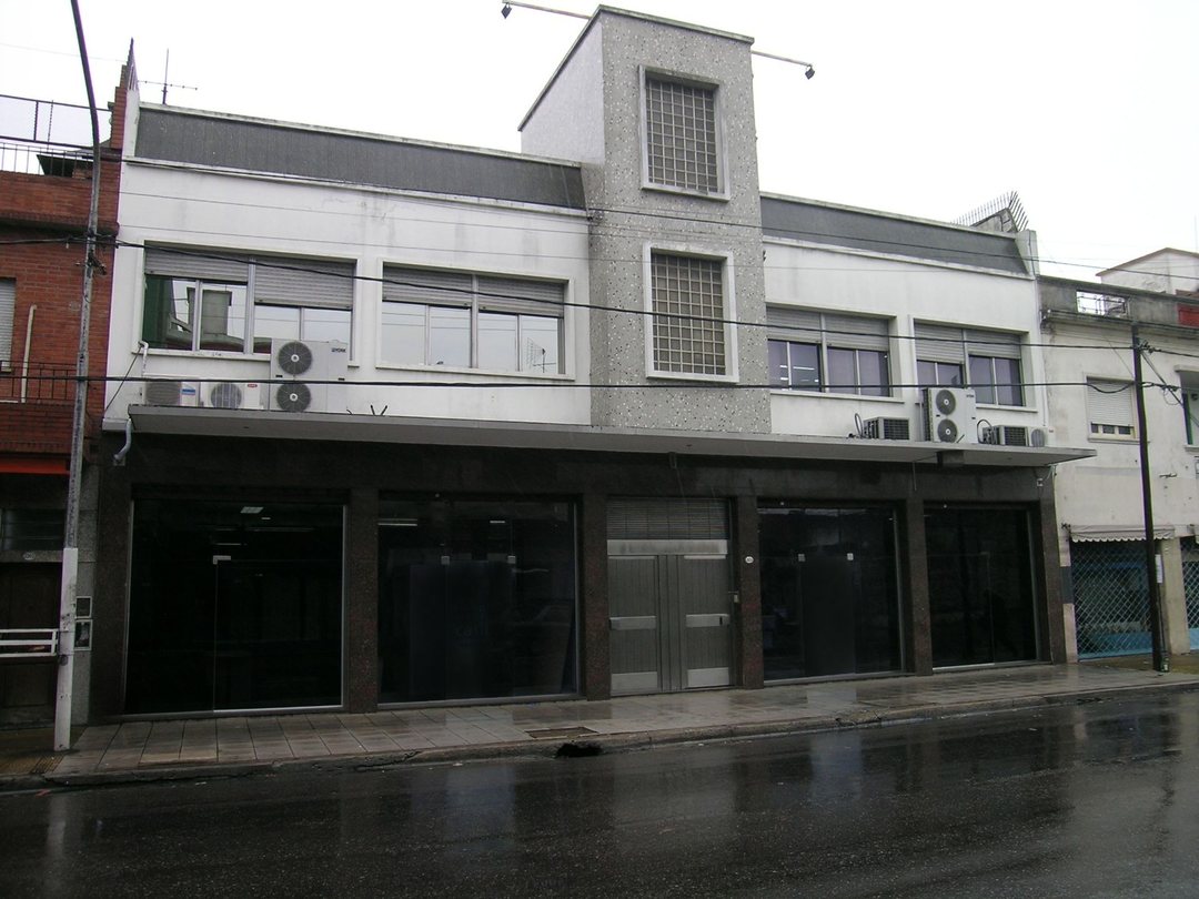 Venta Caseros Planta Industrial Oficina