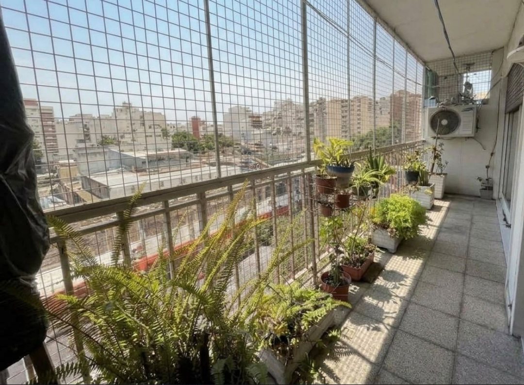 Venta departamento 3 ambientes flores
