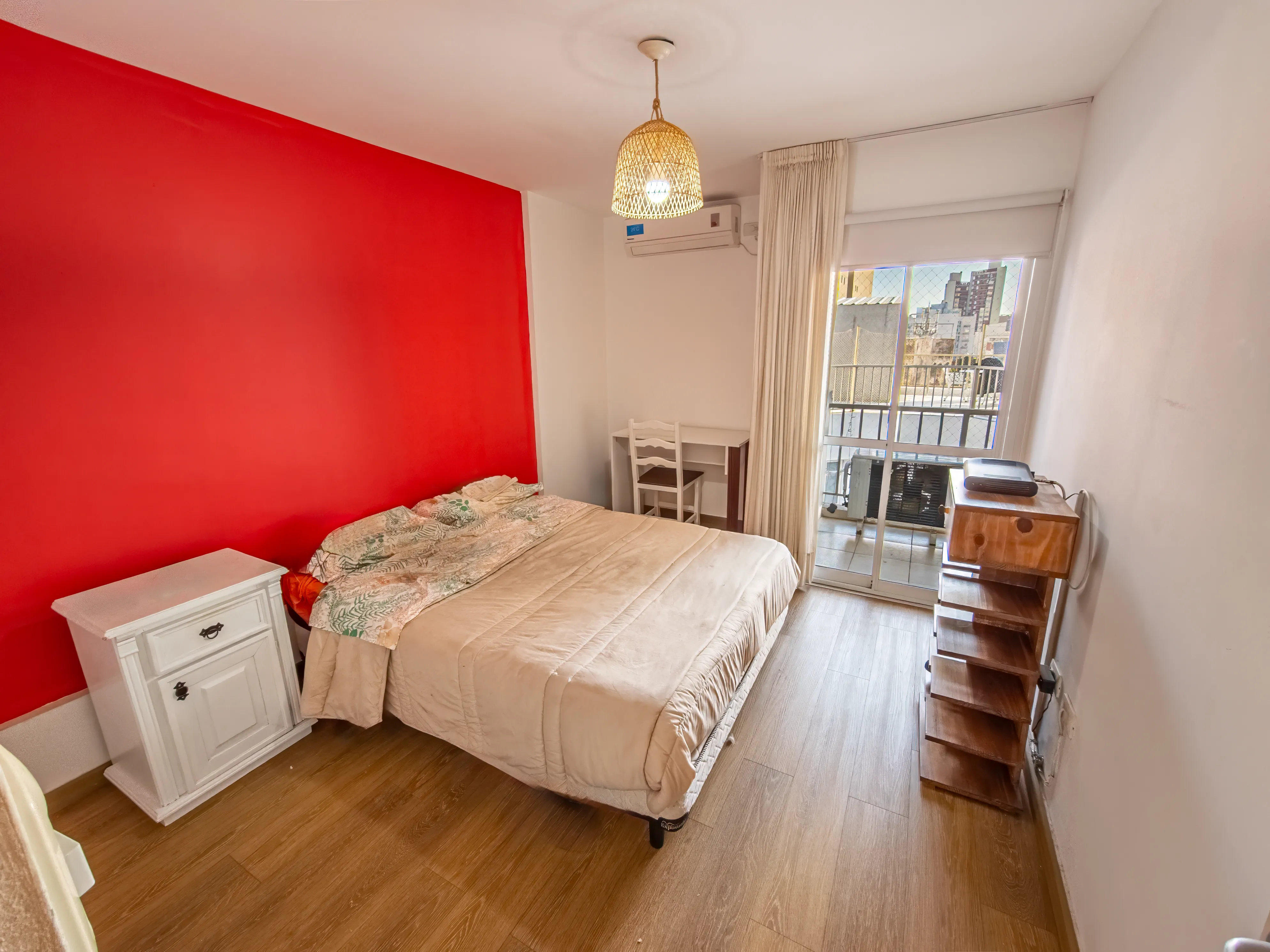 Venta Departamento 2 Dorm. con Terraza y Balcón. Barrio Alberdi. Córdoba