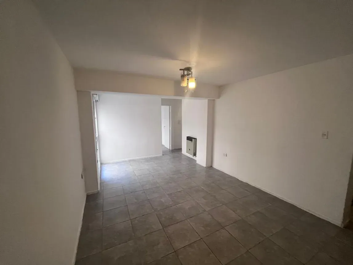 DEPARTAMENTO Bº CENTRO CORDOBA 2 DORMI 1º PISO A MTS AV COLON CALLE JUJUY INVERSION VENTA