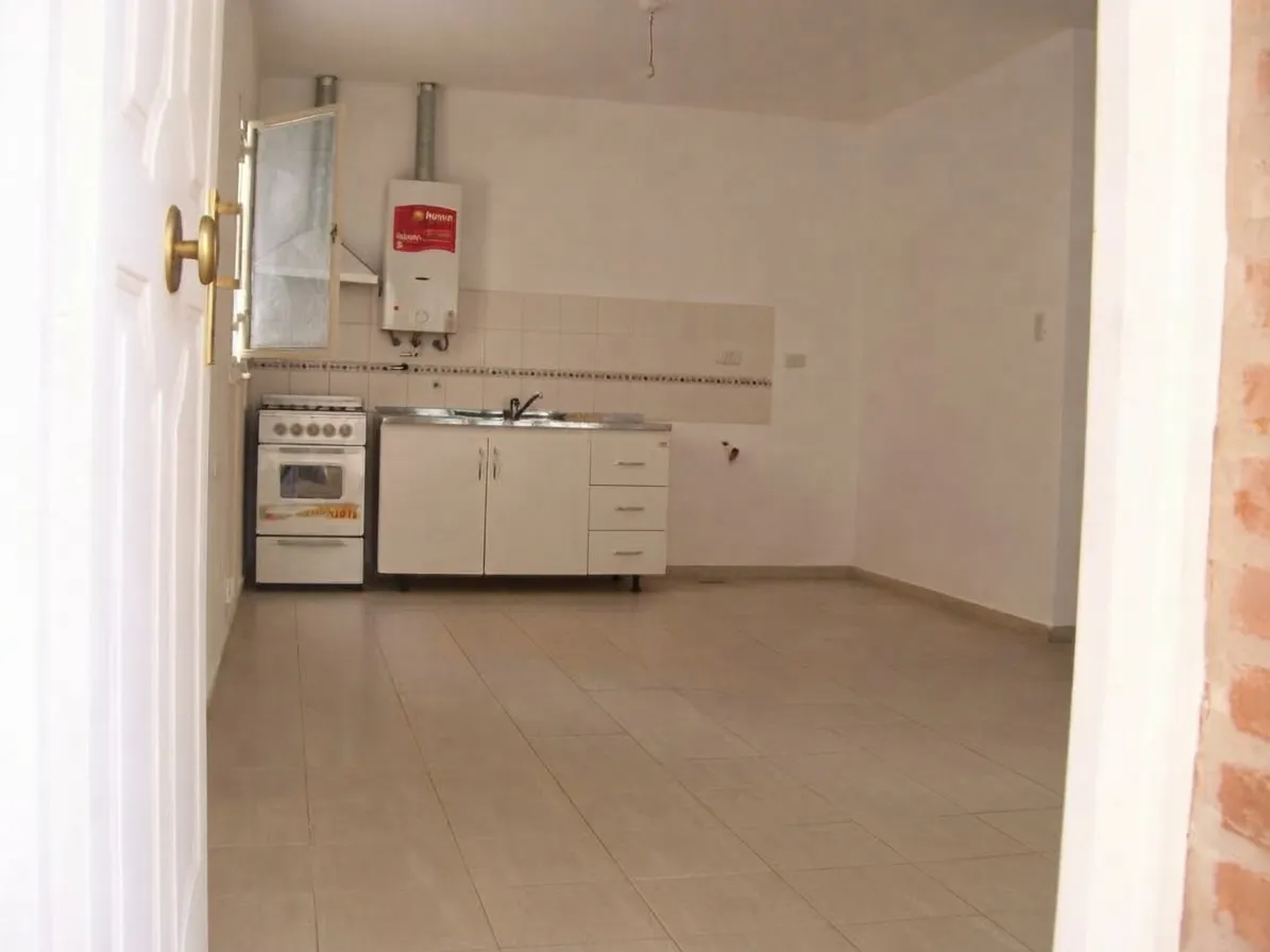 ALQUILER Bº SARMIENTO DAVINCI 1982 DOS DORMITORIOS A 100 METROS DE SABATTINI
