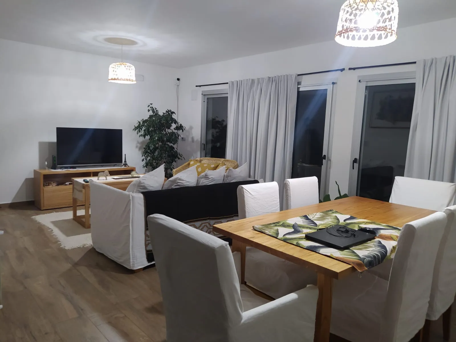 Duplex Casa Jardines del Jockey Alquilo