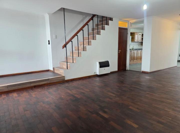 Departamento · 80m² · 3 Dormitorios