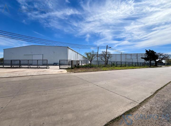 Bodega-Galpón · 9532m²