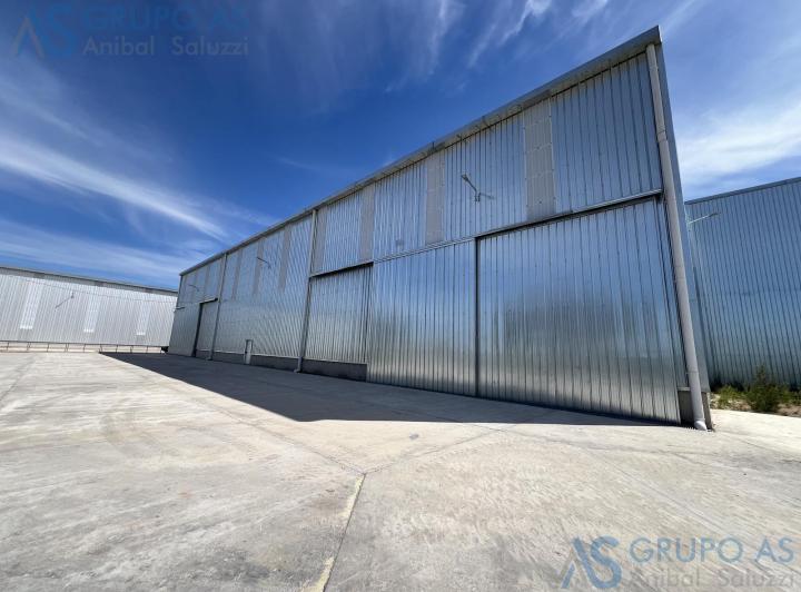 Bodega-Galpón · 4932m²