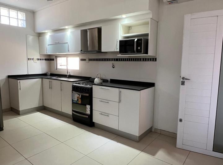 Casa · 121m² · 3 Ambientes · 2 Cocheras