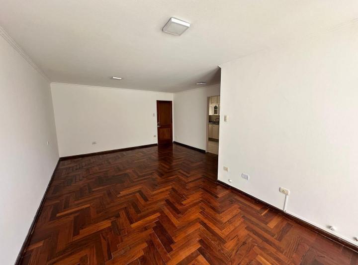 Departamento · 100m² · 8 Ambientes