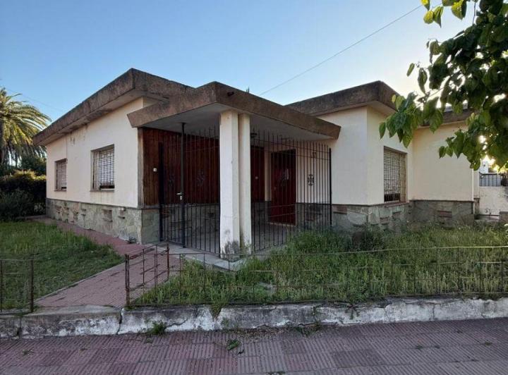 Casa · 139m² · 2 Ambientes · 1 Cochera