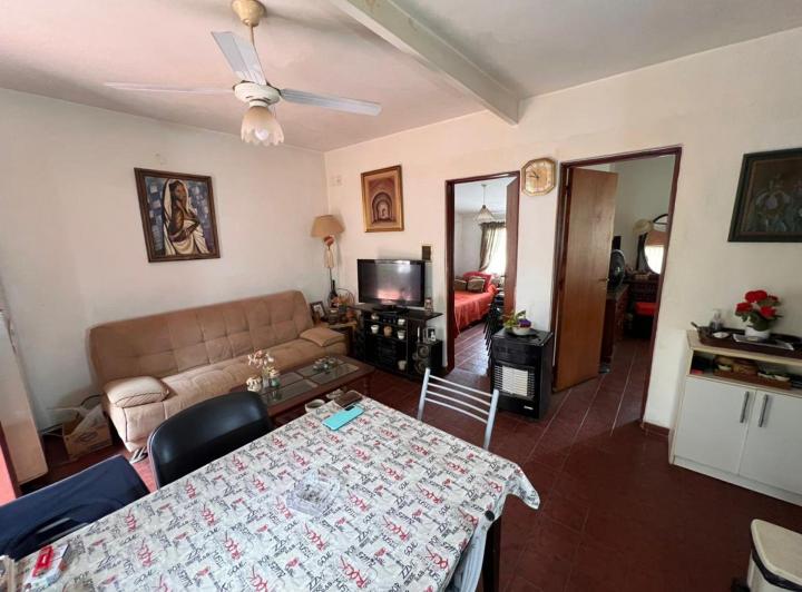 Casa · 48m² · 3 Ambientes · 1 Cochera