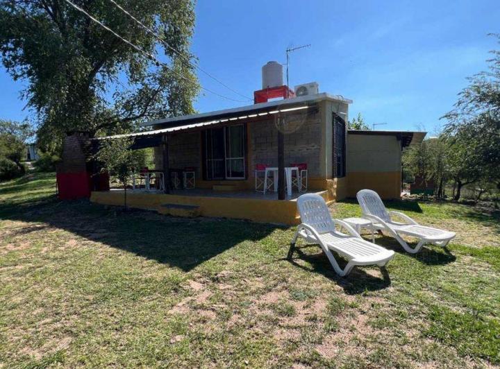 Casa · 550m² · 16 Ambientes · 6 Cocheras