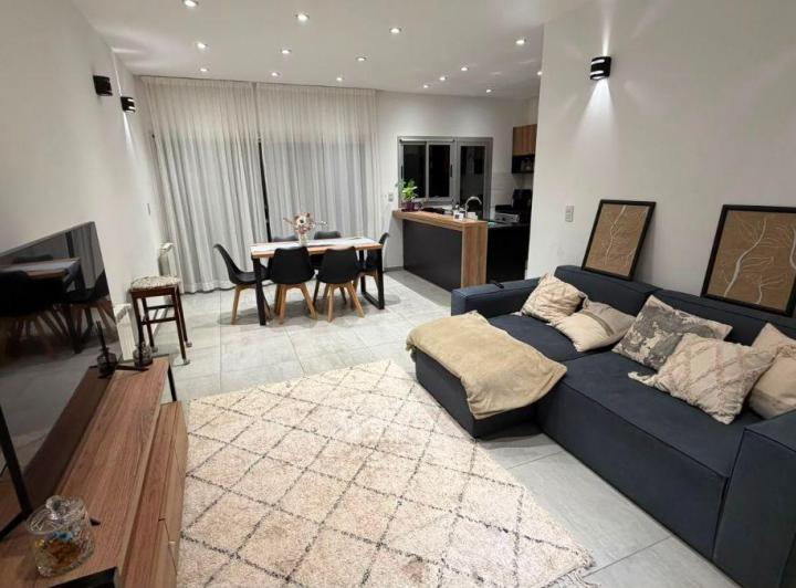 Casa · 120m² · 4 Ambientes · 1 Cochera