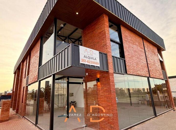 Local comercial · 396m² · 1 Ambiente