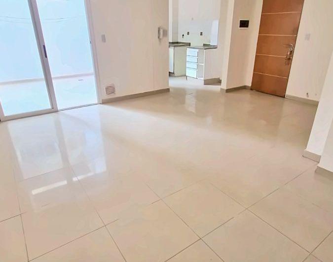 Departamento · 80m² · 6 Ambientes