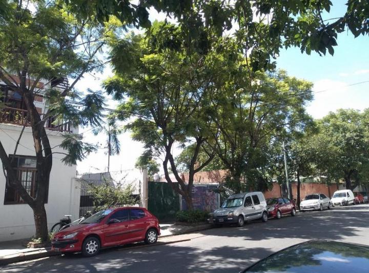 Terreno · 592m²