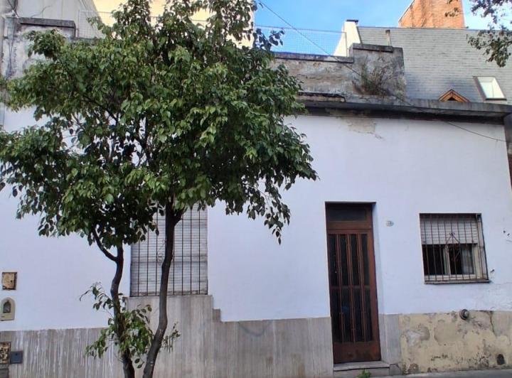 Terreno · 157m² · 6 Ambientes
