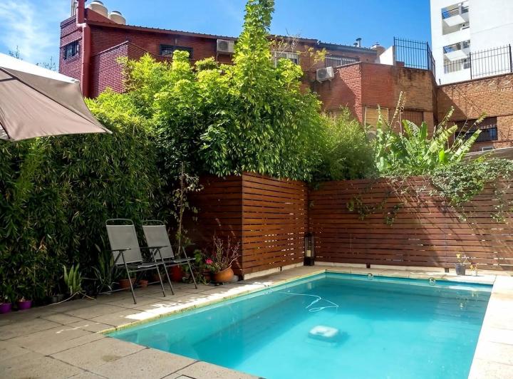 PH · 240m² · 6 Ambientes · 1 Cochera