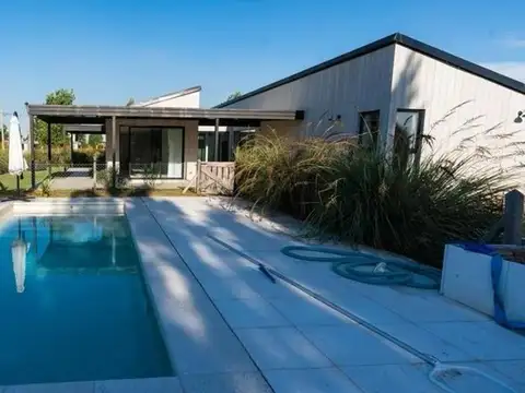 Casa en Alquiler en Fincas de San Vicente, Canning