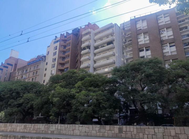 Departamento · 190m² · 7 Ambientes · 2 Cocheras