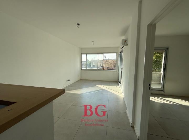 Departamento · 40m² · 2 Ambientes · 1 Cochera
