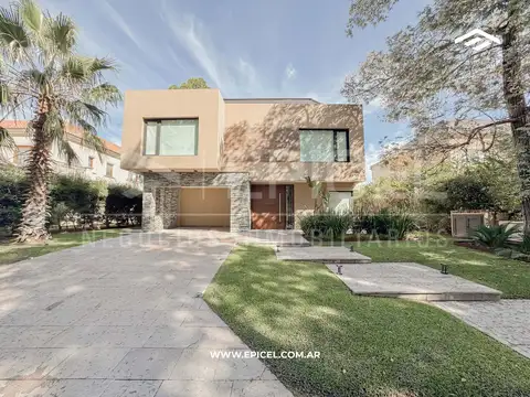 Casa en Alquiler en Saint Thomas, Countries y Barrios Cerrados en Esteban Echeverria